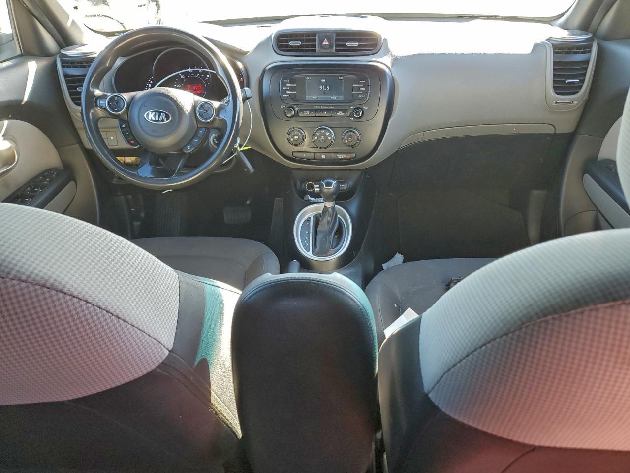 2016 Kia Soul - zdjęcie 8