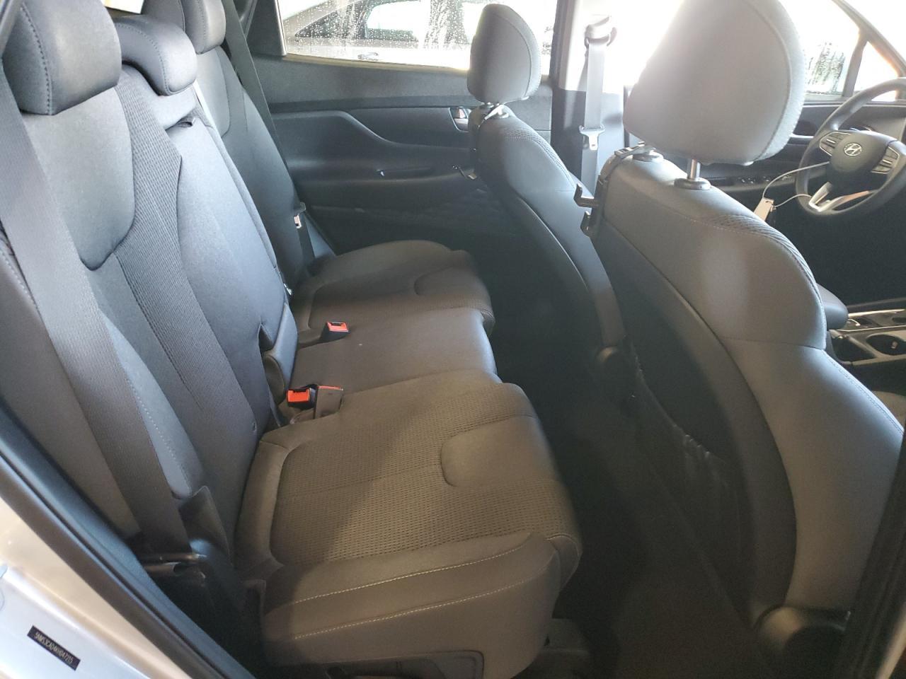2019 Hyundai Santa Fe - zdjęcie 11