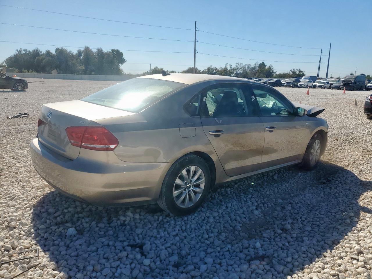 2015 Volkswagen Passat - zdjęcie 3