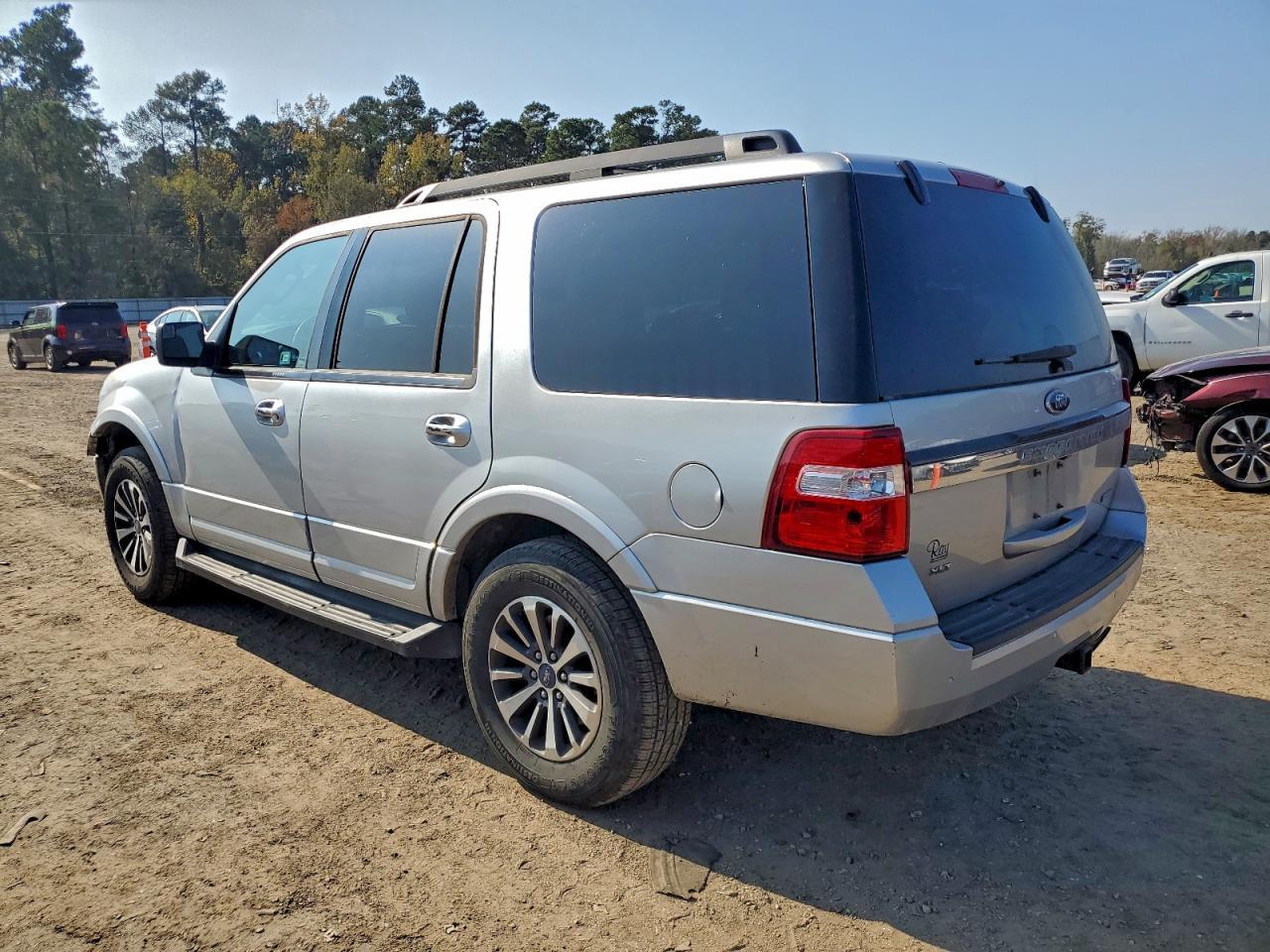 2016 Ford Expedition - zdjęcie 2
