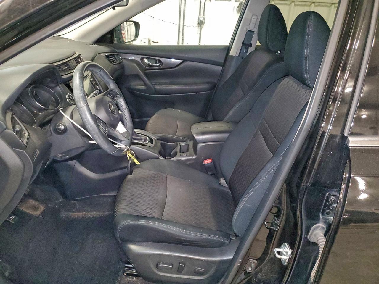 2017 Nissan Rogue - zdjęcie 7