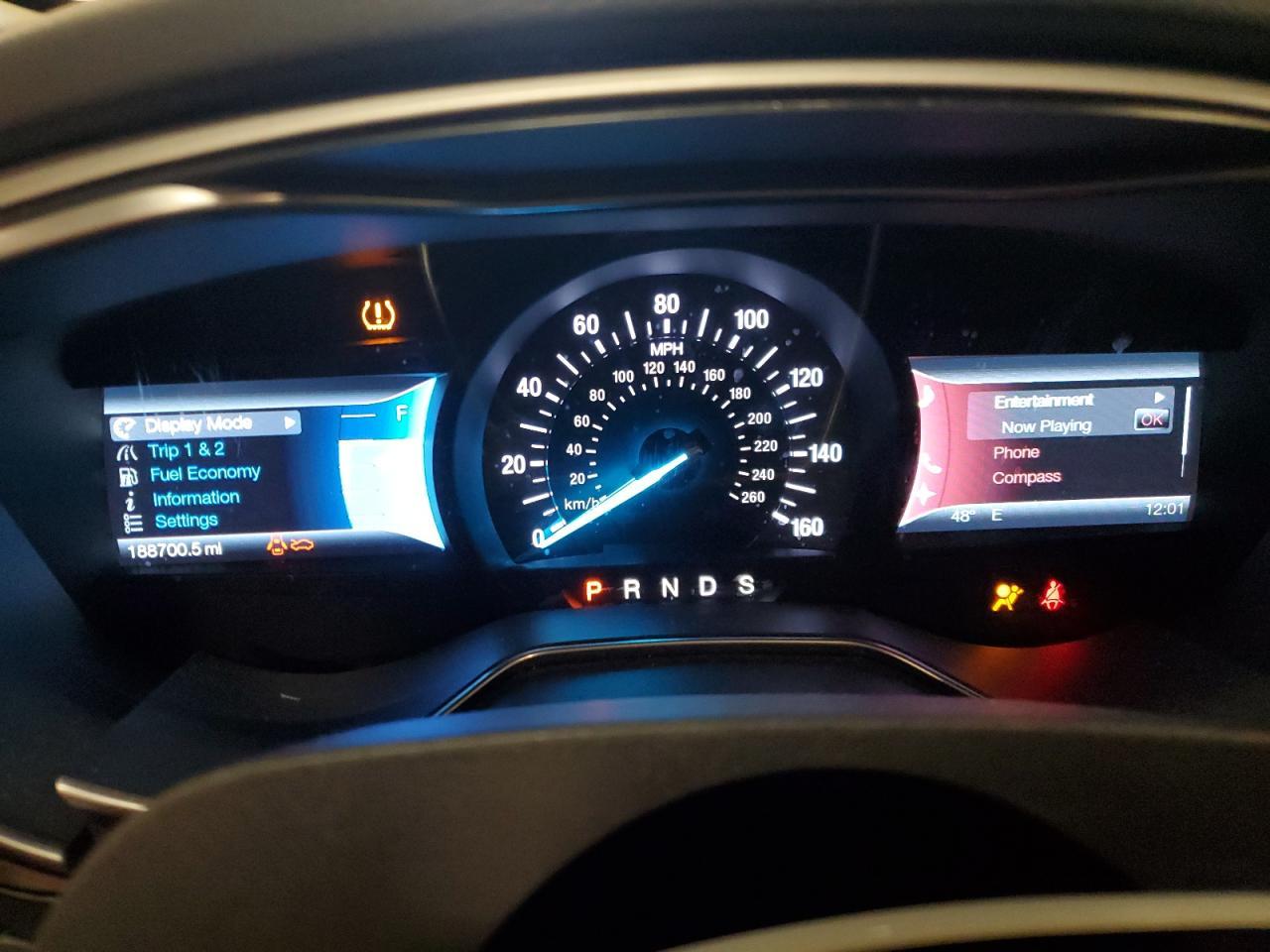 2014 Ford Fusion - zdjęcie 9