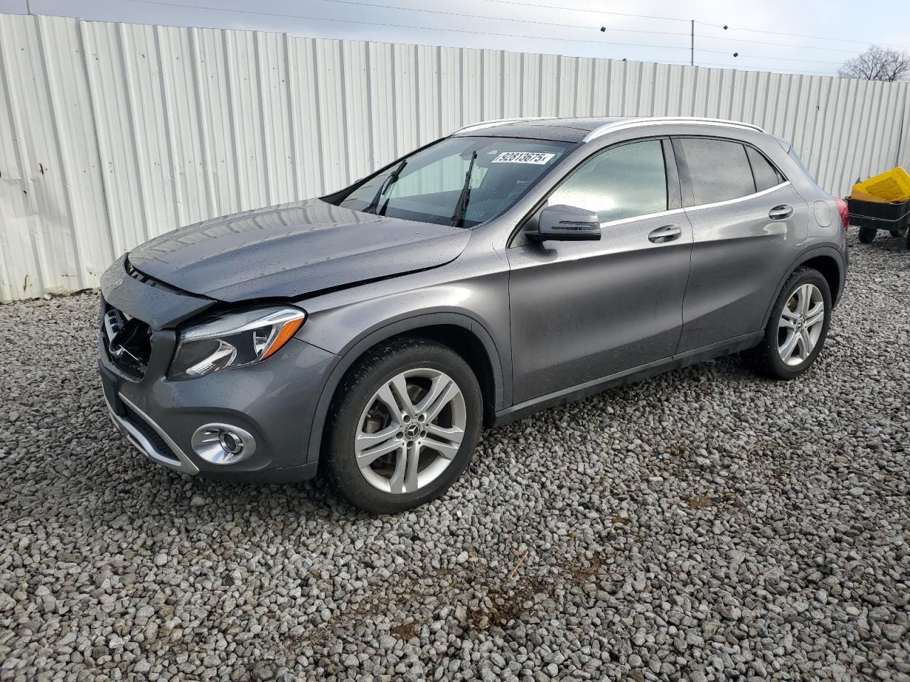 2018 Mercedes-Benz Klasa GLA - zdjęcie główne