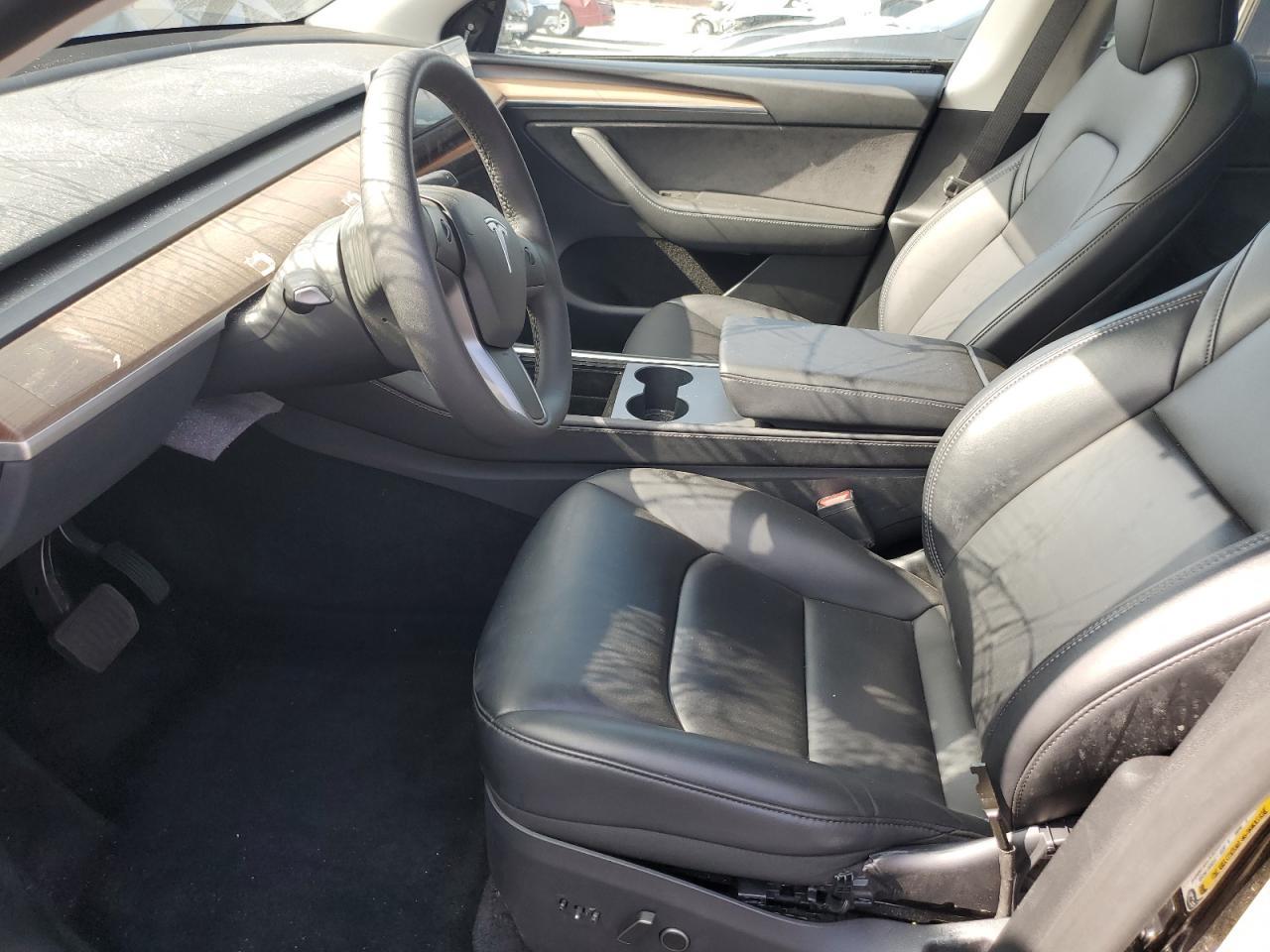 2024 Tesla Y - zdjęcie 7