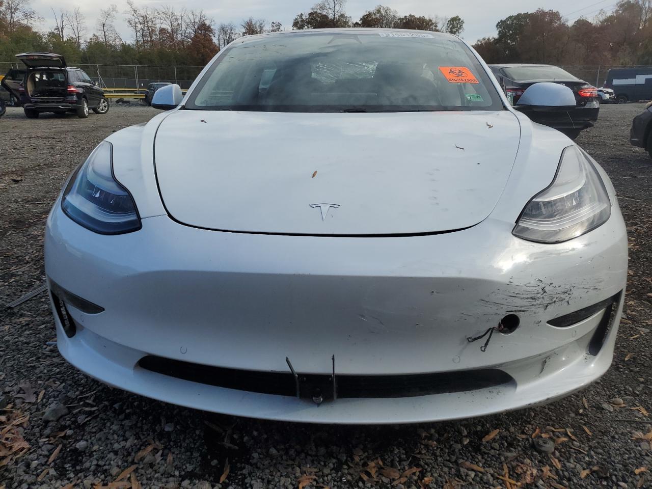 2021 Tesla Model 3 - zdjęcie 5