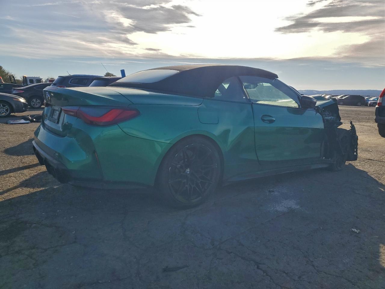 2022 BMW M4 Competition - zdjęcie 3
