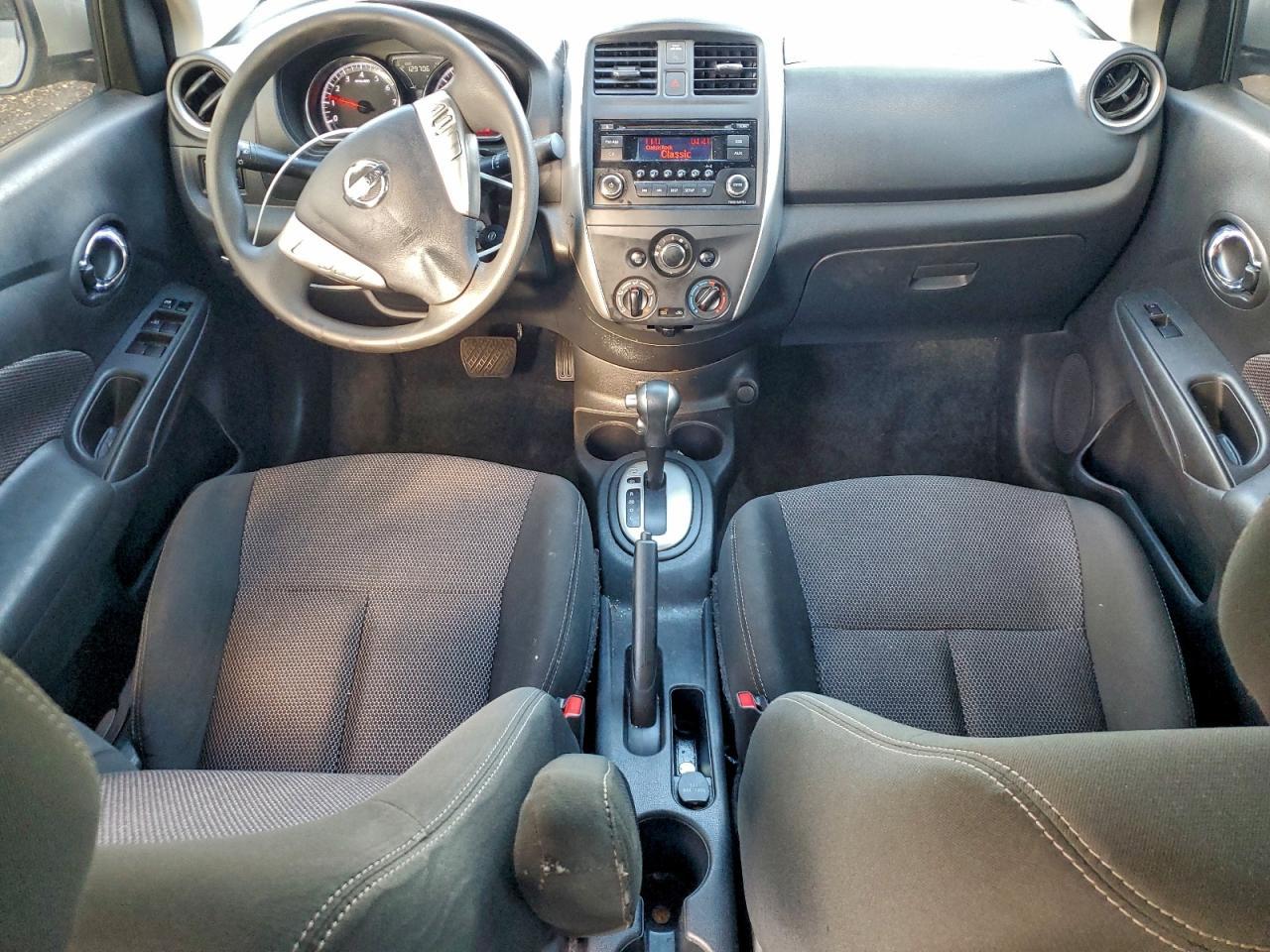 2018 Nissan Versa S - zdjęcie 8