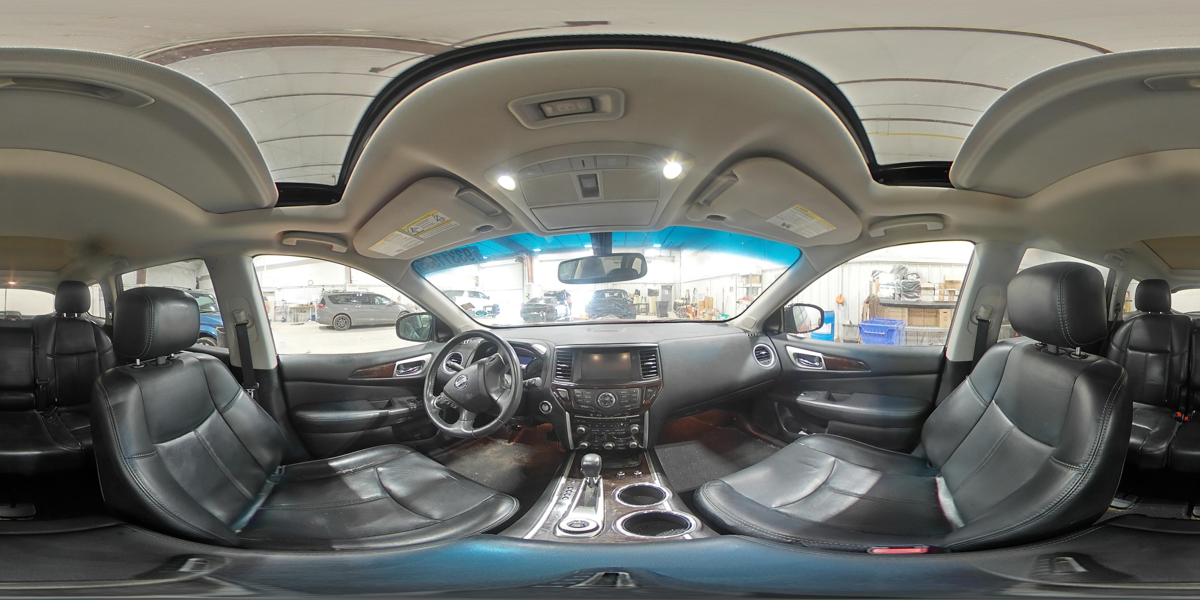 2015 Nissan Pathfinder - zdjęcie 15