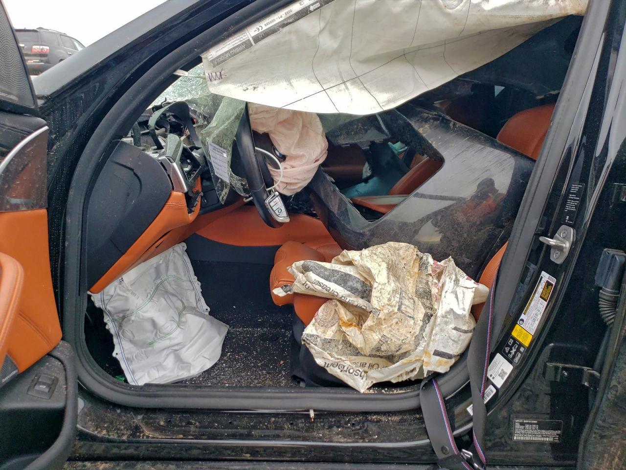 2021 BMW M5 - zdjęcie 7