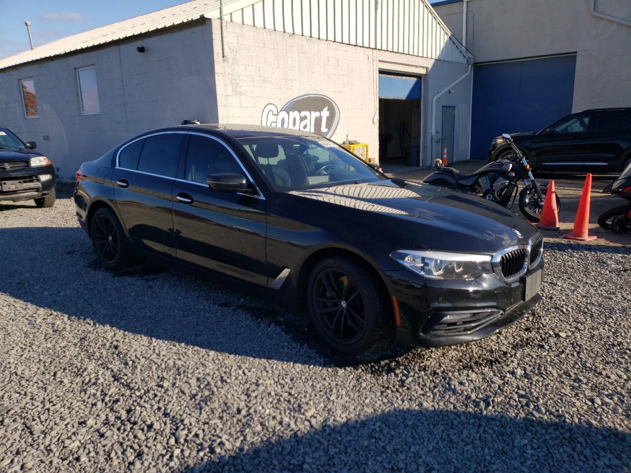 2018 BMW 530 Xi - zdjęcie 4
