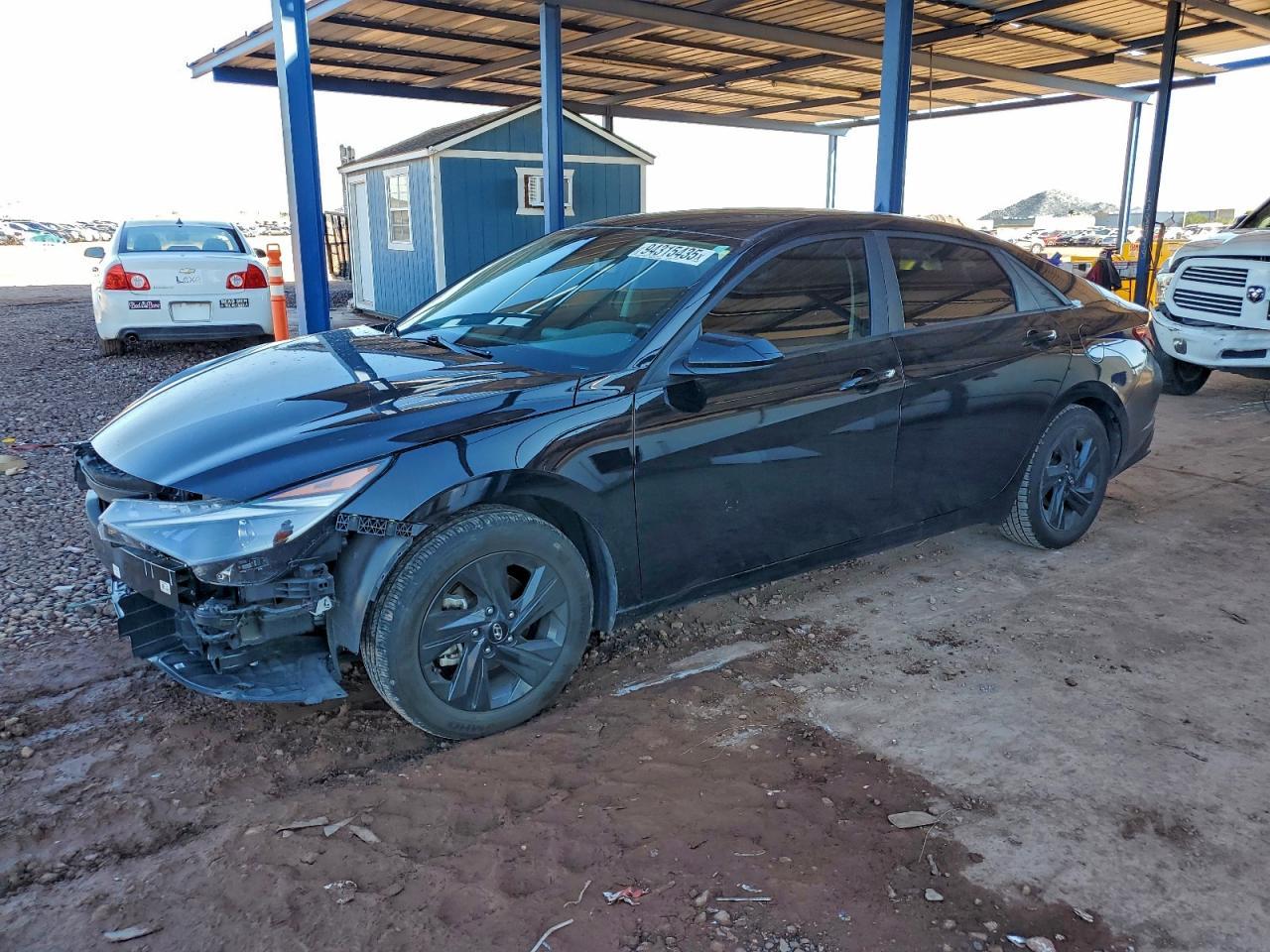 2023 Hyundai Elantra - zdjęcie główne