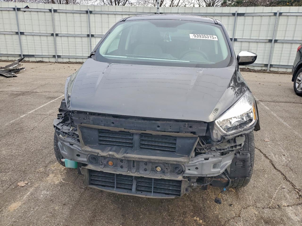 2019 Ford Escape - zdjęcie 5