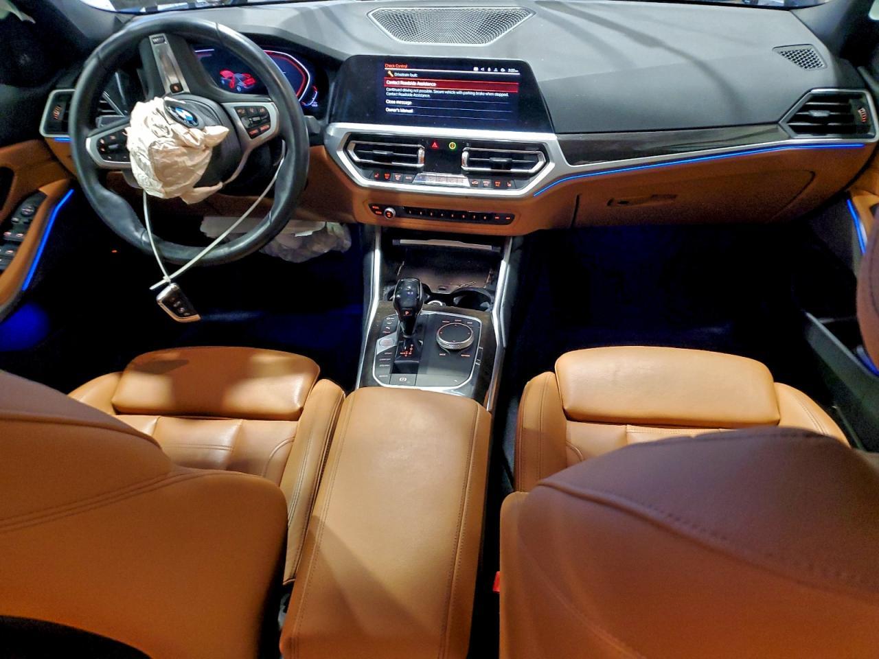 2020 BMW 330Xi - zdjęcie 8