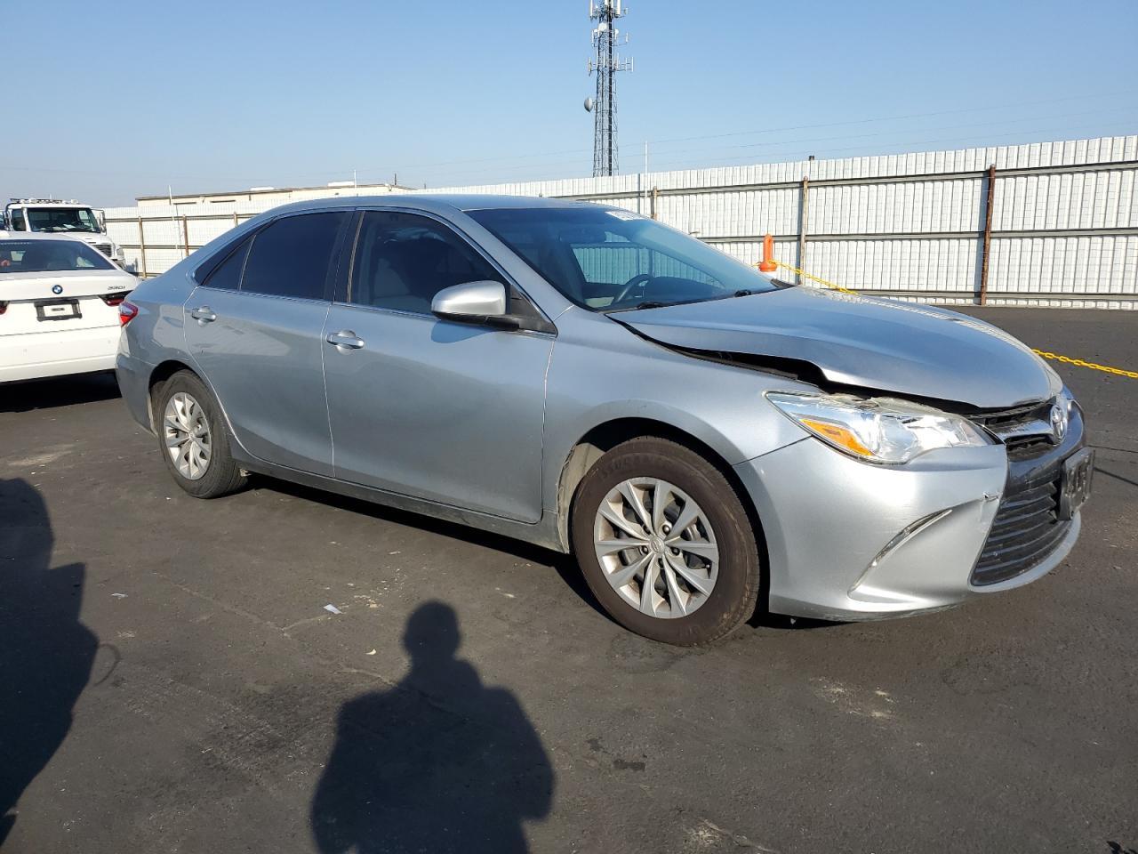 2017 Toyota Camry - zdjęcie 4