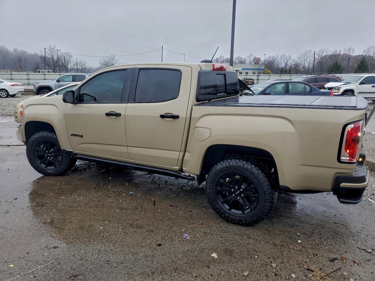 2022 GMC Canyon - zdjęcie 2