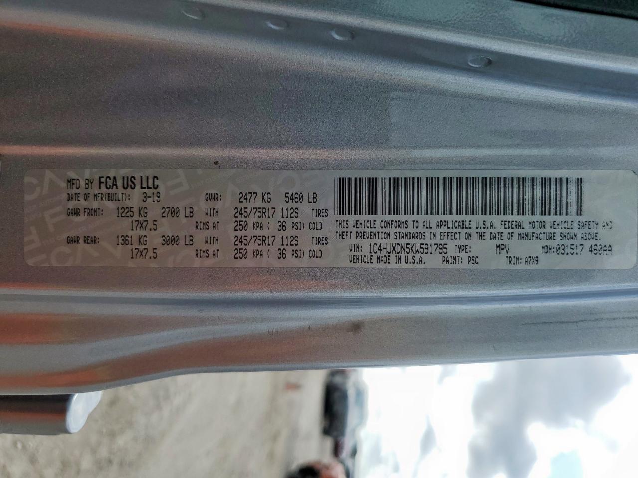 2019 Jeep Wrangler - zdjęcie 12