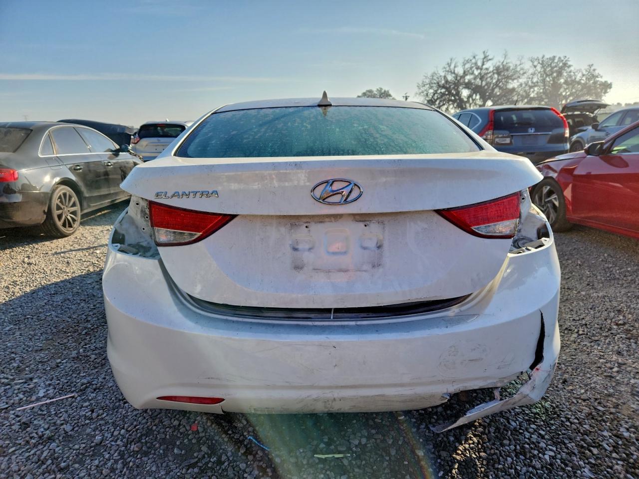 2013 Hyundai Elantra - zdjęcie 6