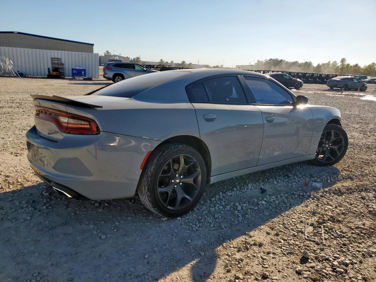 2020 Dodge Charger Sxt - zdjęcie 3