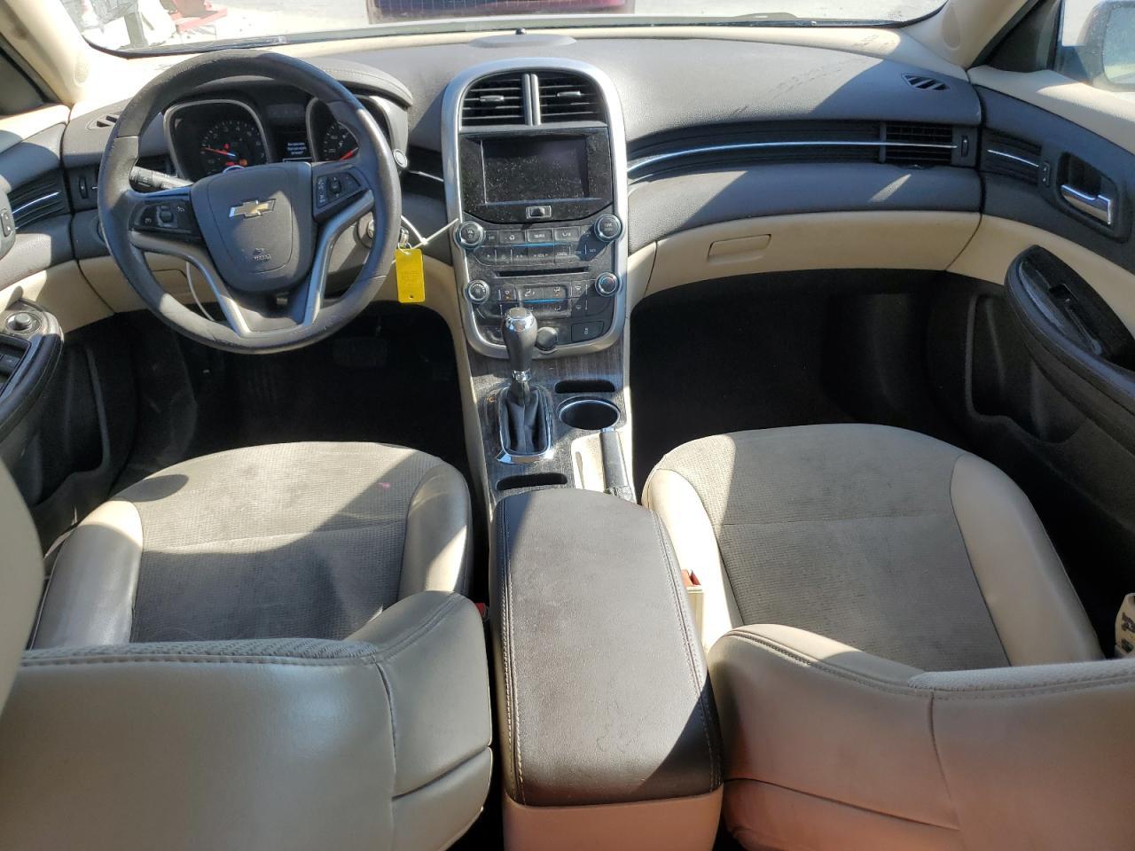 2016 Chevrolet Malibu - zdjęcie 8