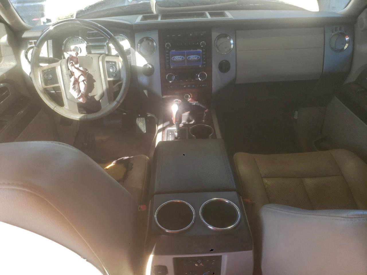 2014 Ford Expedition Limited - zdjęcie 8