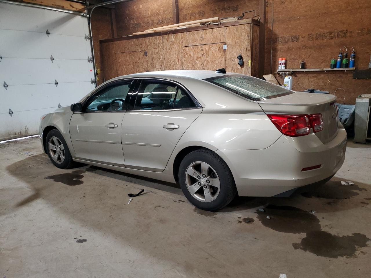 2013 Chevrolet Malibu Ls - zdjęcie 2