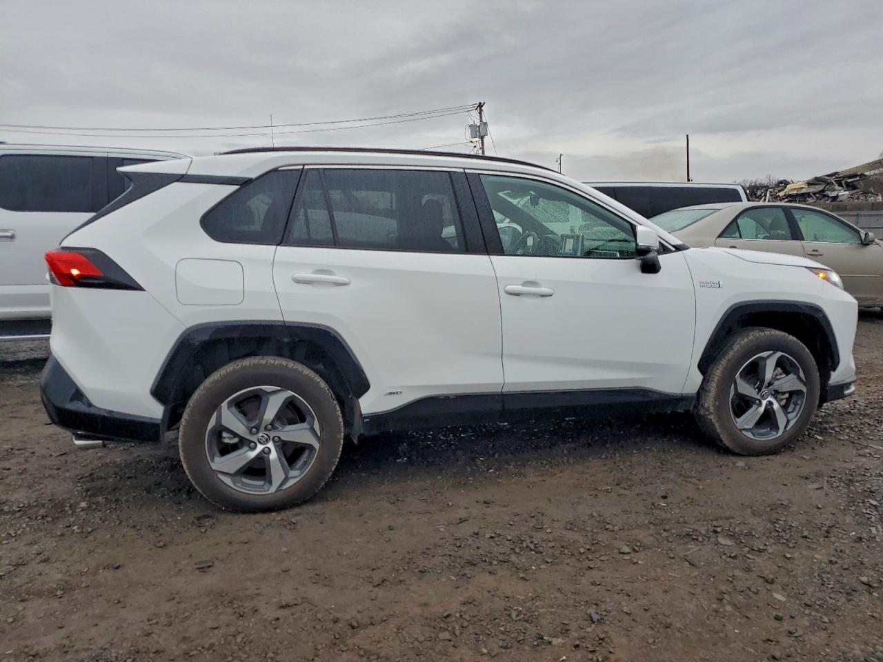 2023 Toyota RAV 4 - zdjęcie 3