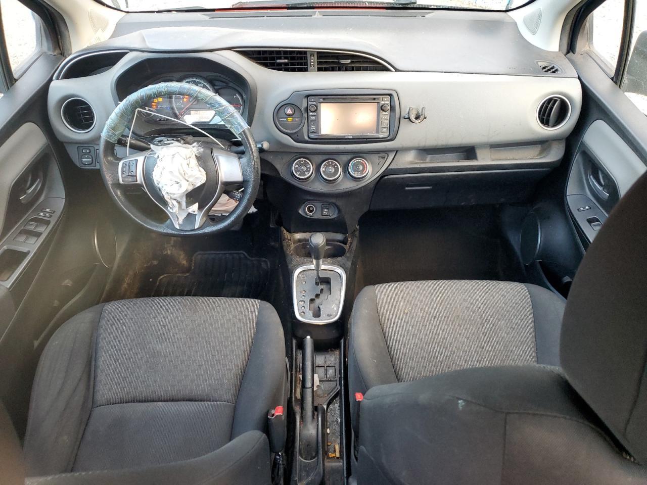 2016 Toyota Yaris L - zdjęcie 8