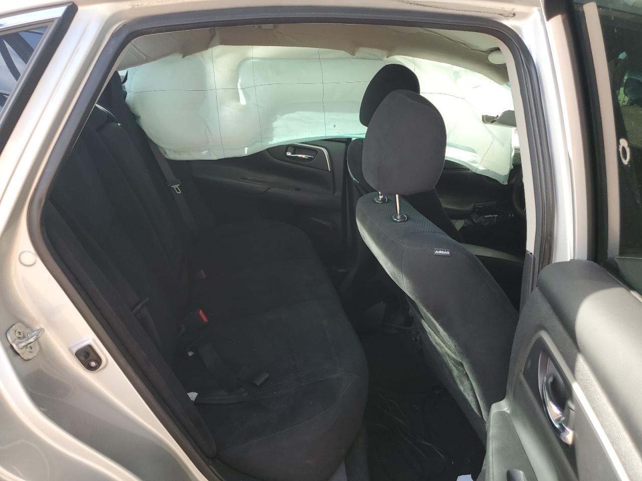 2015 Nissan Altima - zdjęcie 10