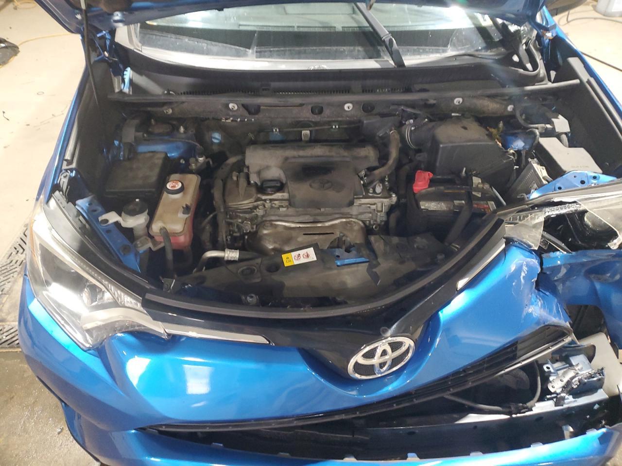 2016 Toyota RAV 4 - zdjęcie 12