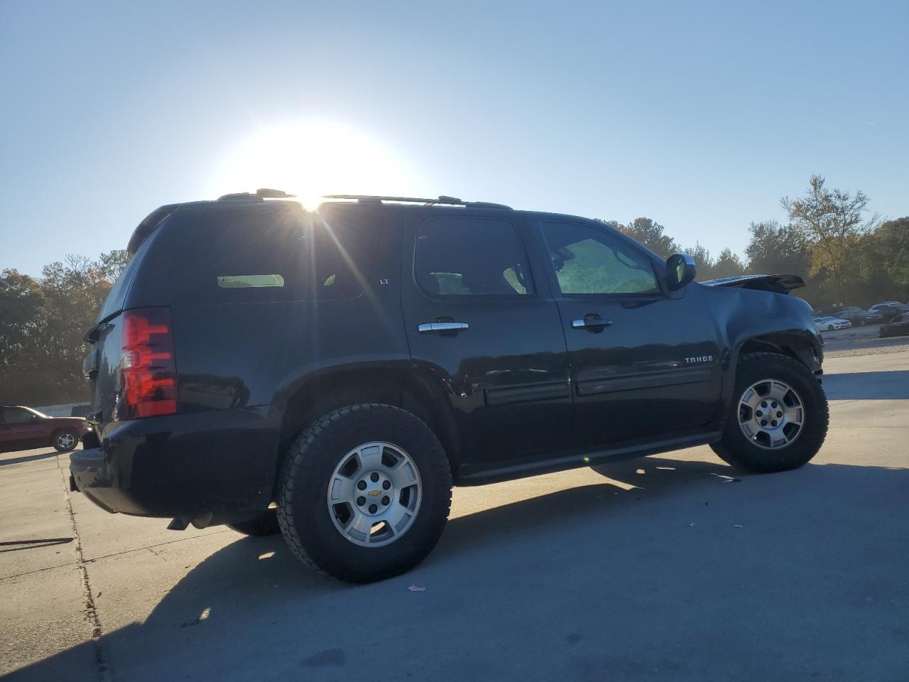 2013 Chevrolet Tahoe C1500 Lt - zdjęcie 3