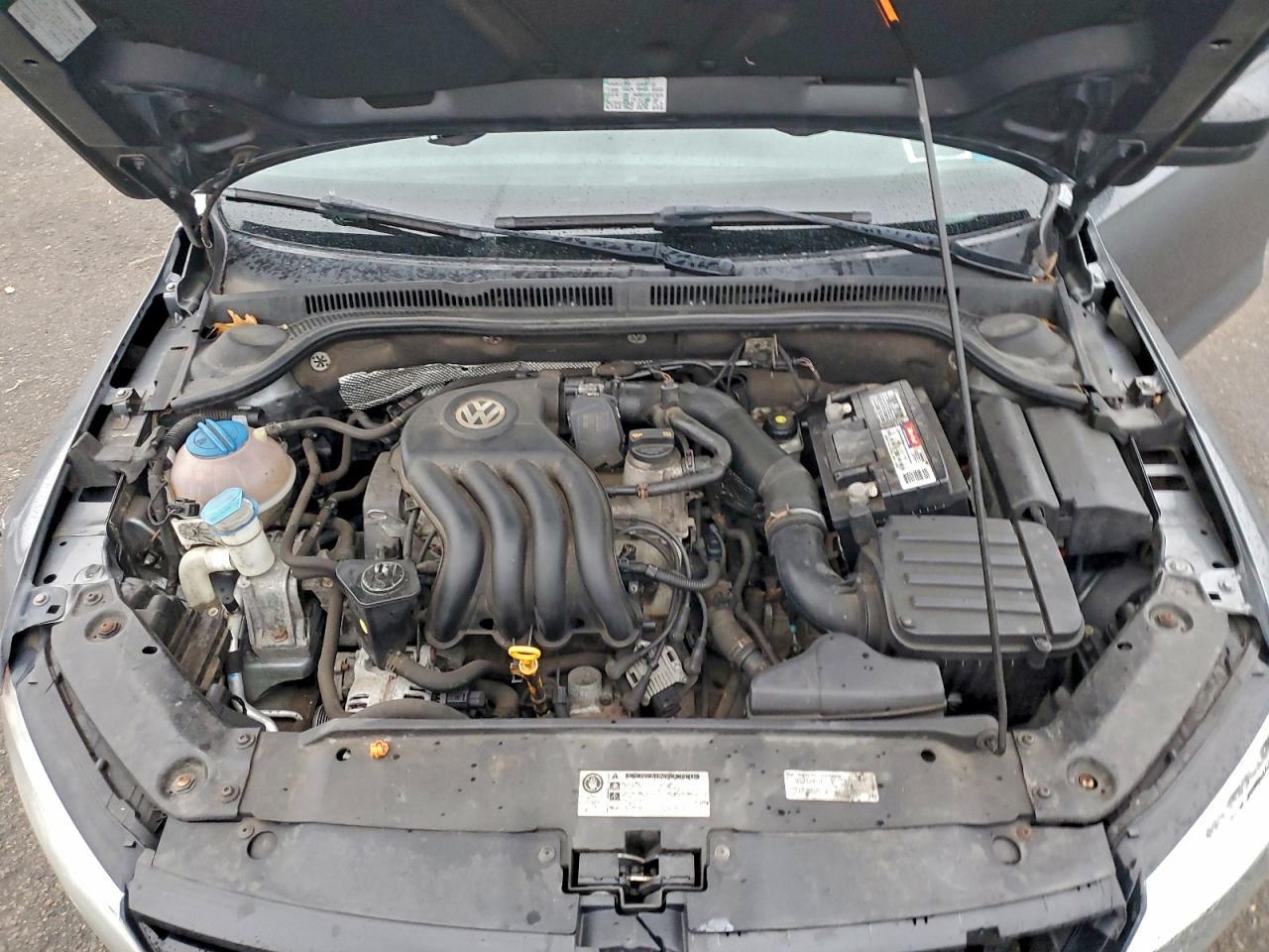 2013 Volkswagen Jetta - zdjęcie 11