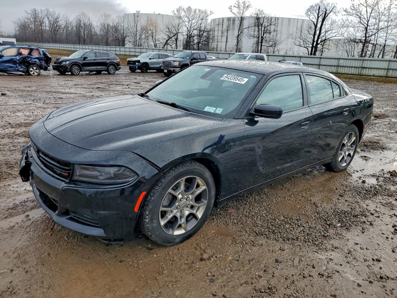 2015 Dodge Charger - zdjęcie główne