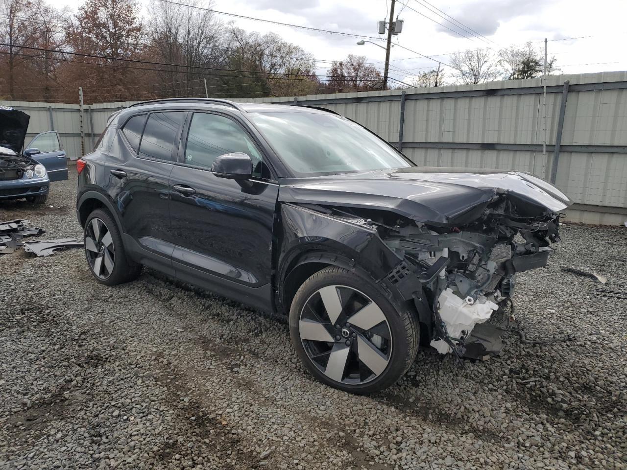 2024 Volvo Xc40 Recharge Ultimate - zdjęcie 4