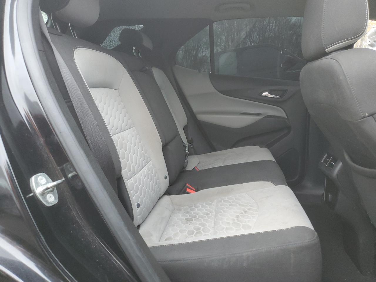 2018 Chevrolet Equinox Ls - zdjęcie 11