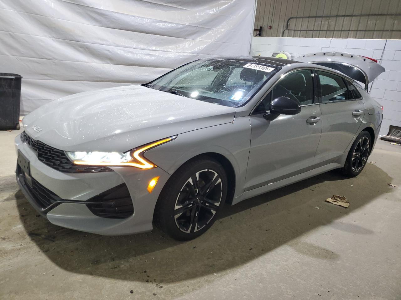 2022 Kia K5 Gt Line - zdjęcie główne