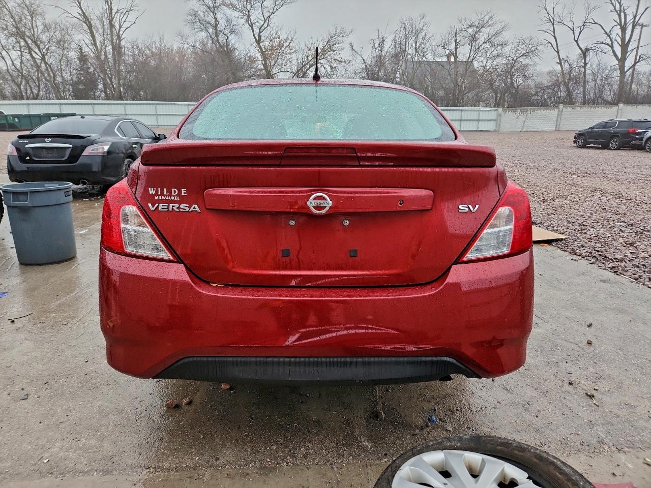 2017 Nissan Versa - zdjęcie 6