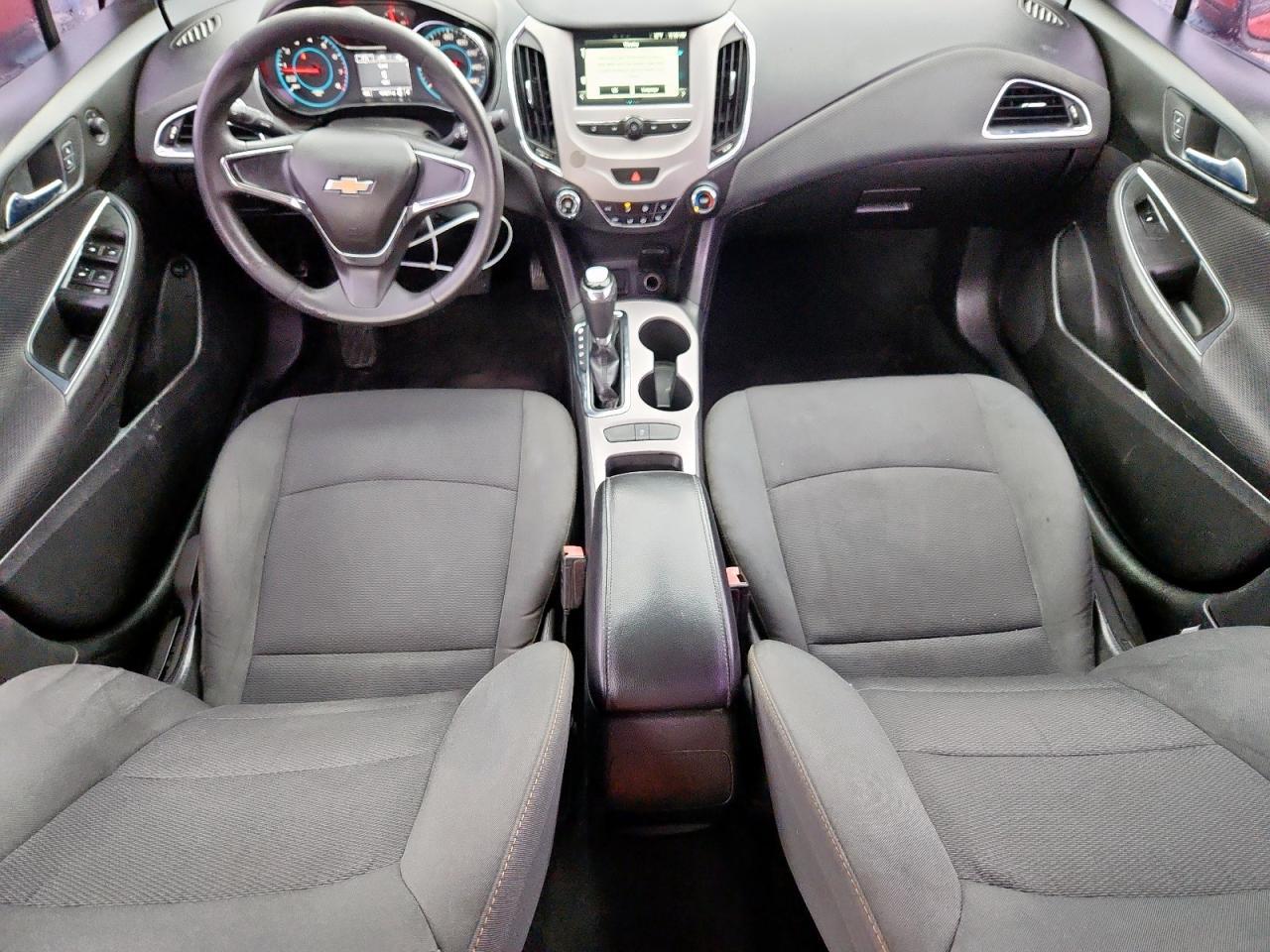 2016 Chevrolet Cruze - zdjęcie 8