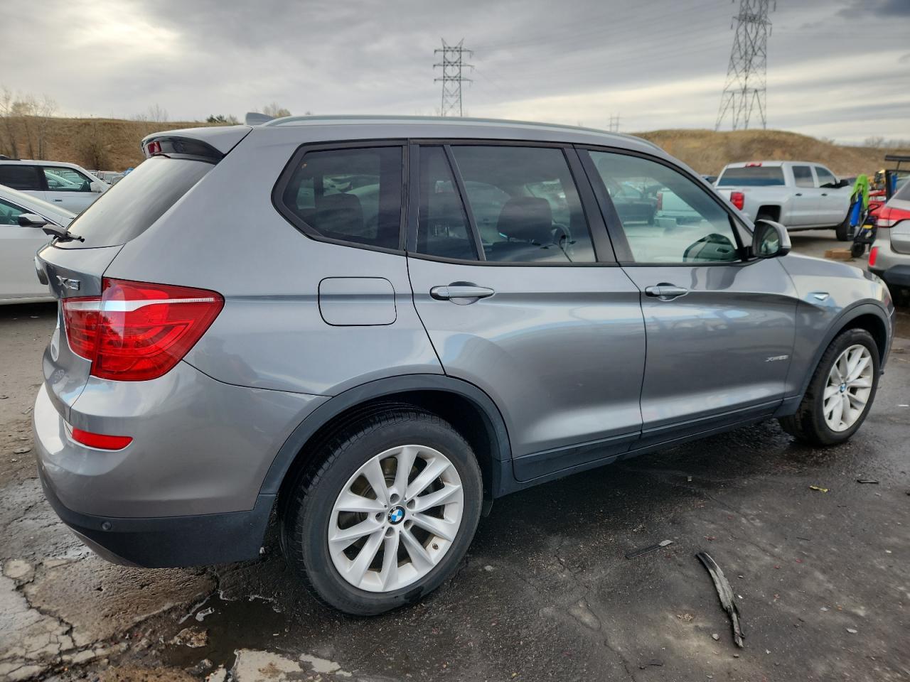 2017 BMW X3 xDrive28I - zdjęcie 3