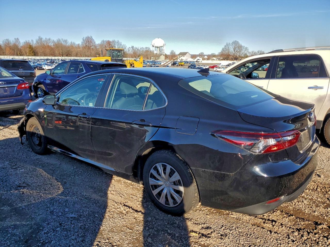 2021 Toyota Camry - zdjęcie 2