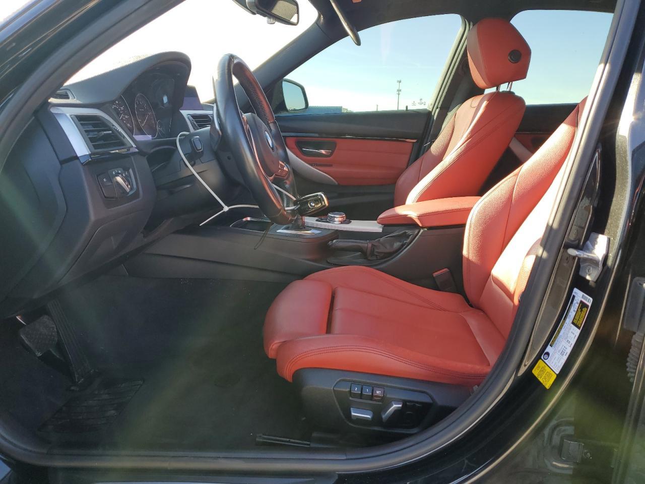2017 BMW Seria 3 - zdjęcie 7