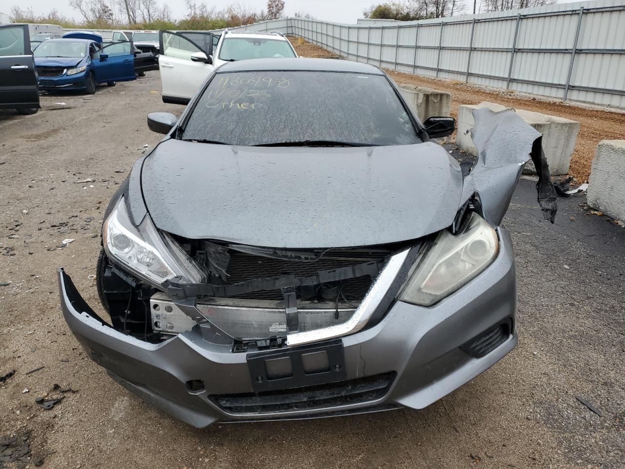 2018 Nissan Altima 2.5 - zdjęcie 5