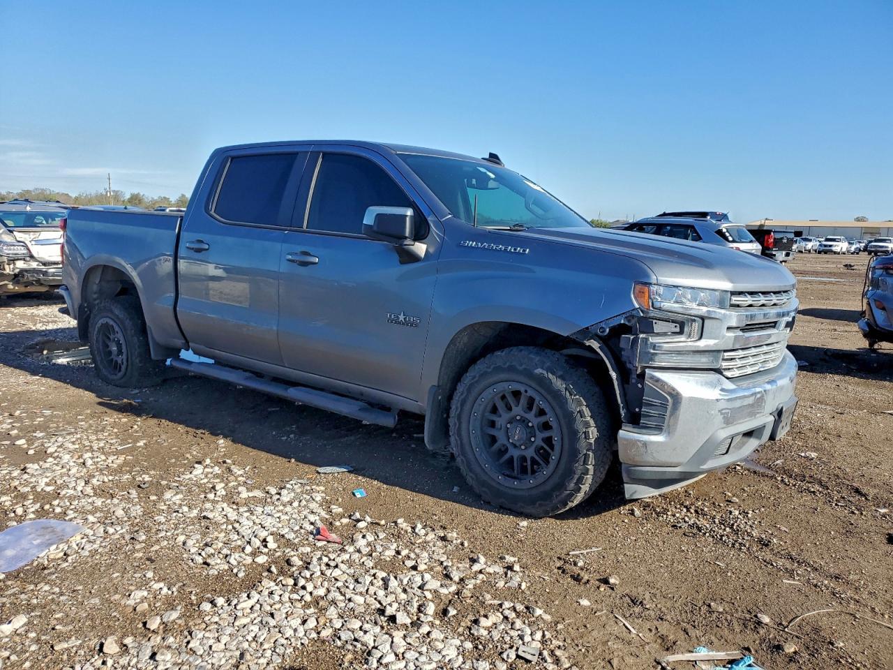 2020 Chevrolet Silverado C1500 Lt - zdjęcie 4