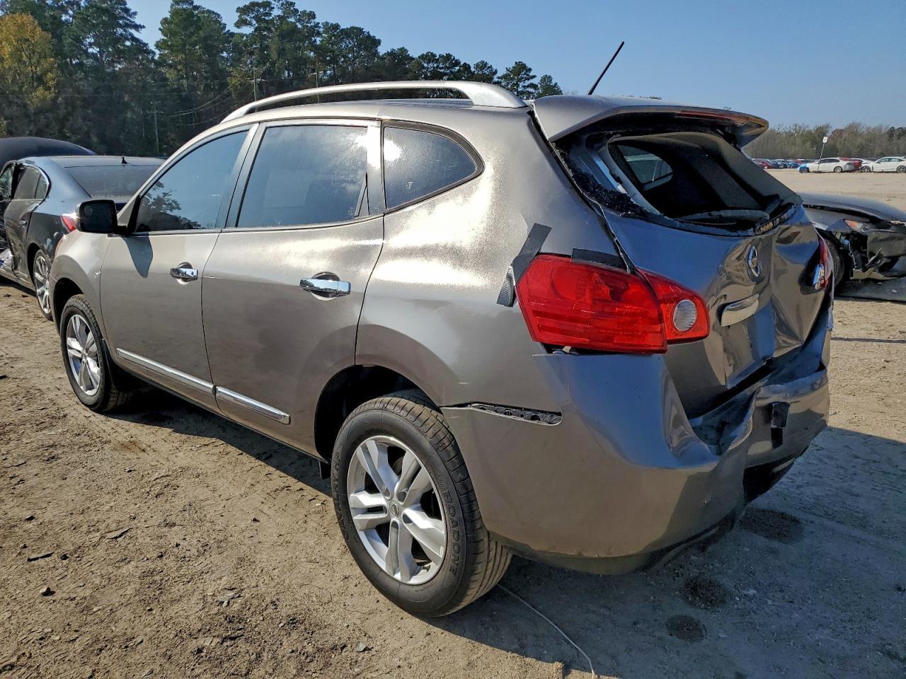 2013 Nissan Rogue - zdjęcie 2