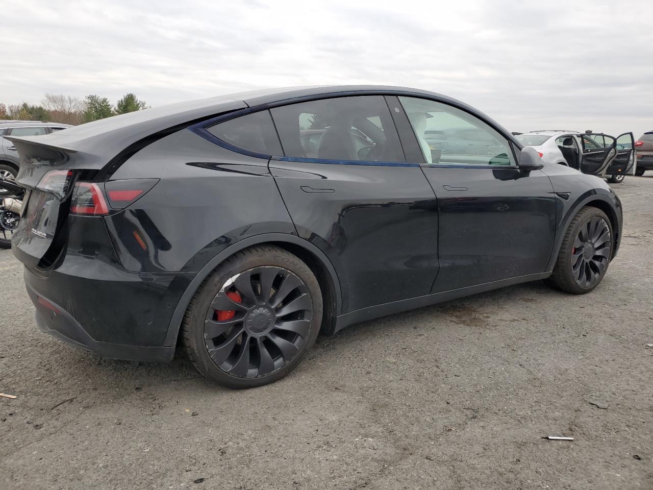 2022 Tesla Model Y - zdjęcie 3