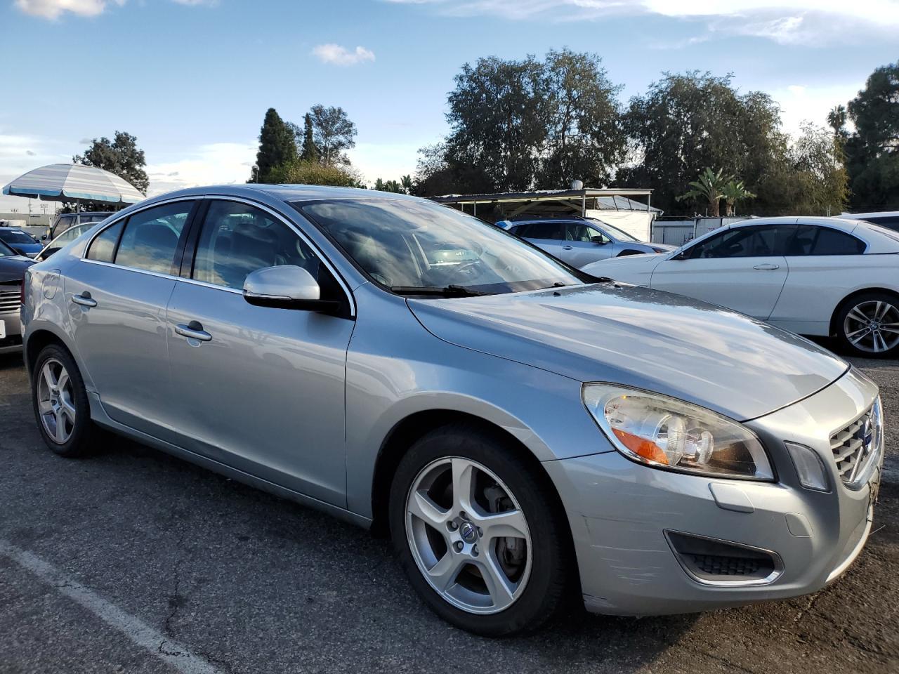 2013 Volvo S60 - zdjęcie 4