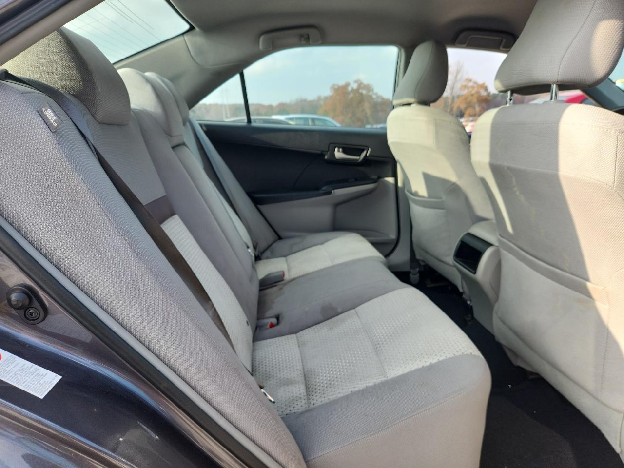 2014 Toyota Camry L - zdjęcie 10