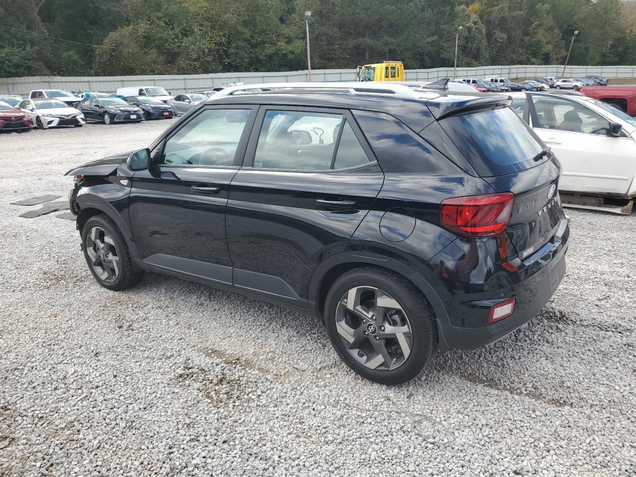 2022 Hyundai Venue Sel - zdjęcie 2