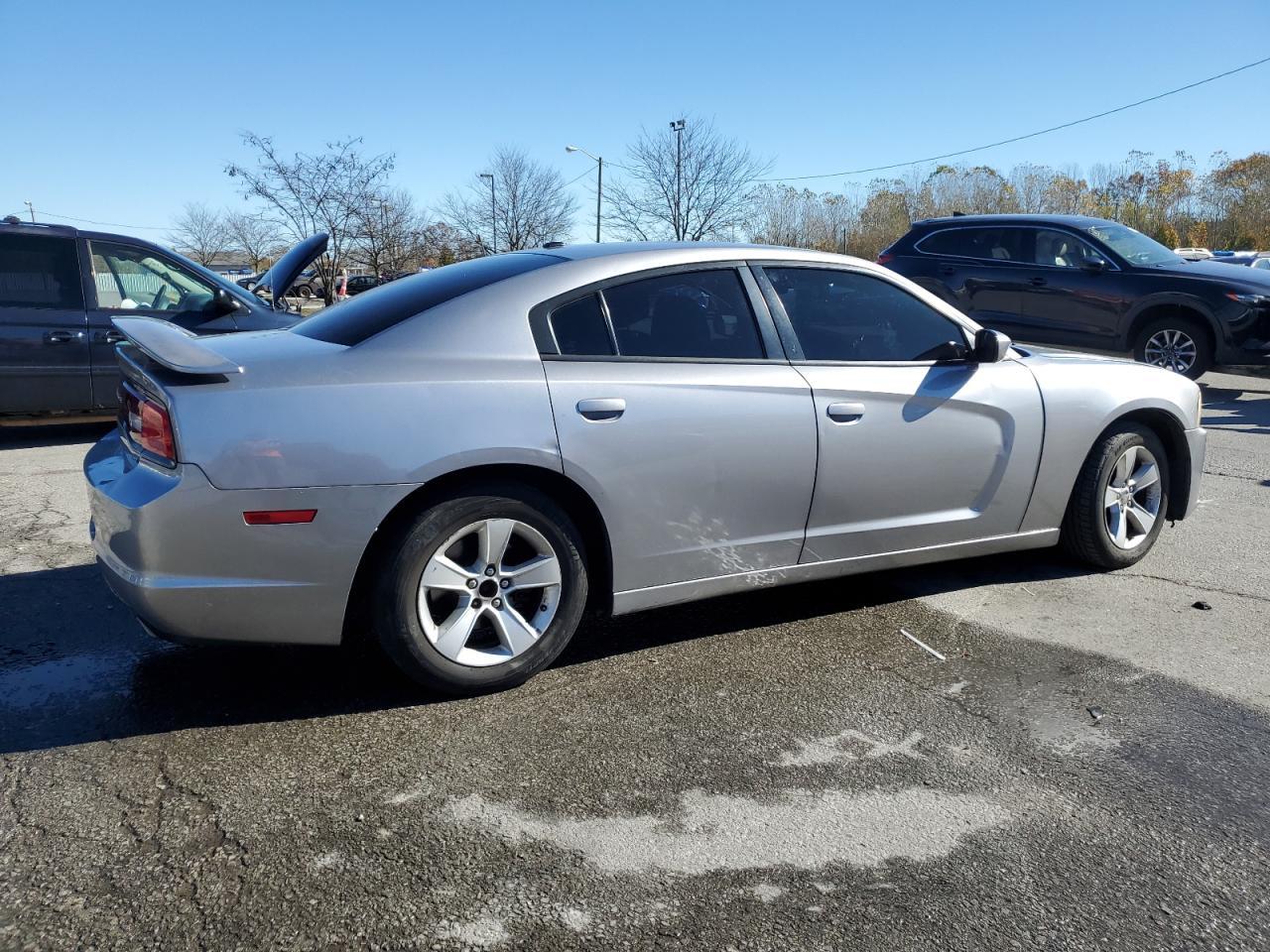 2014 Dodge Charger Sxt - zdjęcie 3