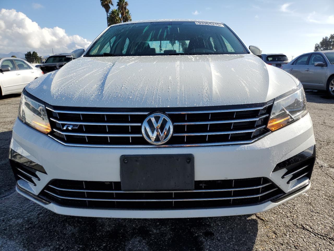 2016 Volkswagen Passat - zdjęcie 5