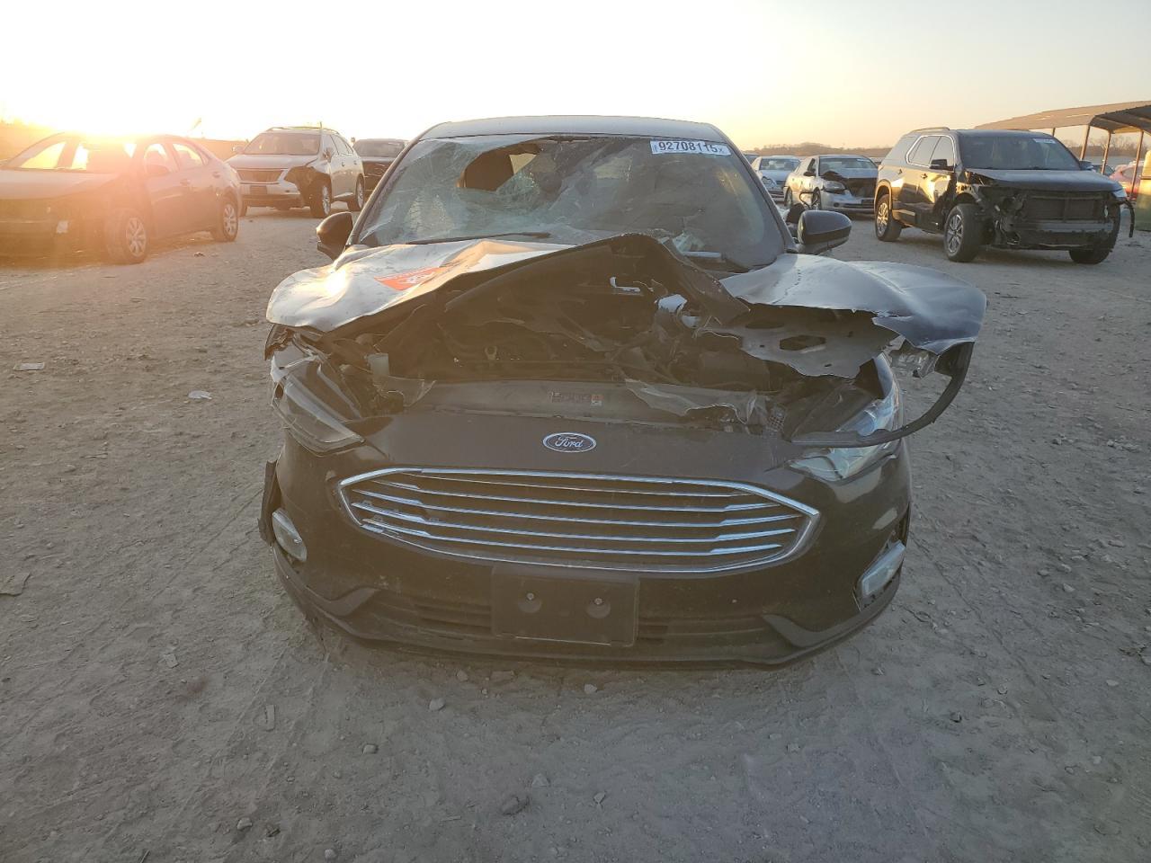 2019 Ford Fusion Se - zdjęcie 5